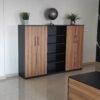 Escritorio ejecutivo moderno minimalista, en paquete, con su librero, Modelo L025-A